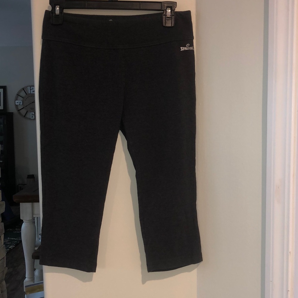 cropped leggings size medium - Spaulding